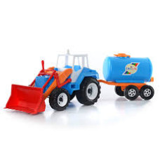 Трактор молоковоз