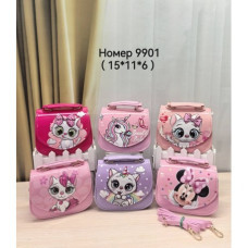 Сумка дитяча 9901 штучна шкіра 15*12*6с мікс кольорів, в упаковці