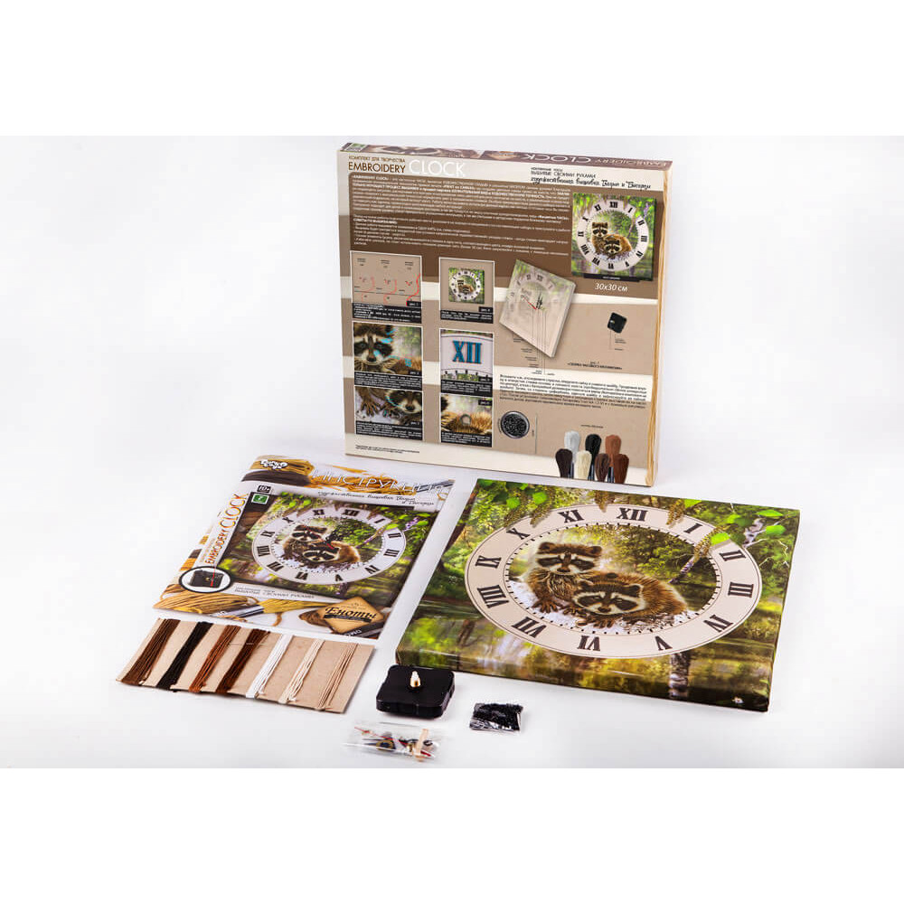 Вишивка гладдю і бісером "Embroidery clock"