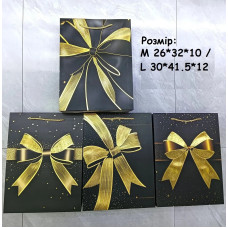 Пакет подарунковий середній "Золотий бант на чорном" M 26x32x10 см 15724