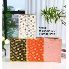 Пакет подарунковий середній "Металеві серця, золото" M (26x32x10 см) 15021