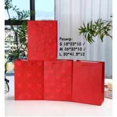 Пакет подарунковий великий "Червоні Серця"  L 41,5x30x12см 15190P